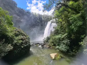 Cachoeira Véu de Noiva