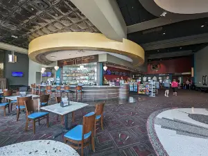 B&B Theatres Lee's Summit New Longview 7