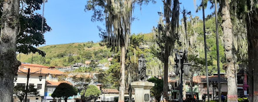 Plaza Bolívar de Tabay