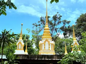 Wat Pa Udom Somphon