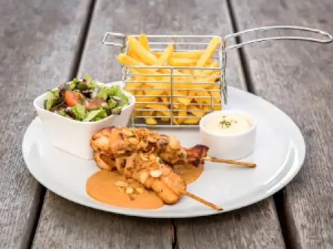 De Neeth Aalten: Camping, Speeltuin en Pannenkoekenboerderij