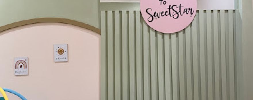 SweetStar Mom and Baby Treatments - Prenatal Gentle Yoga (Reservasi Terlebih Dahulu)