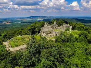 Tátika Castle