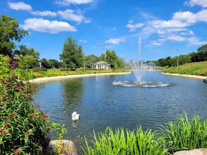 Sinnissippi Gardens