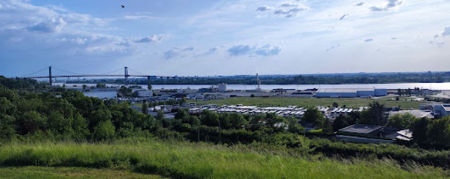 Panoramis Bassens