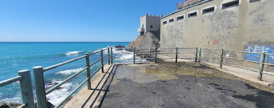 Vernazzola Beach