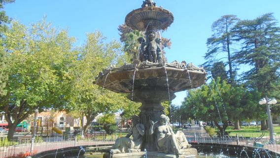 Plaza 12 de Febrero