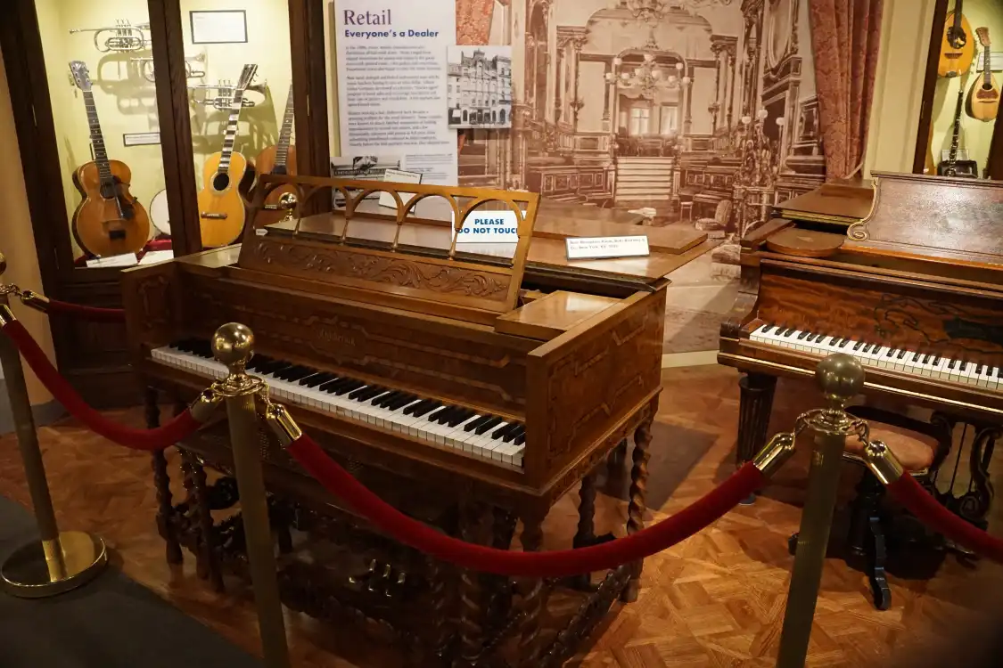 Museum of Making Music附近的飯店