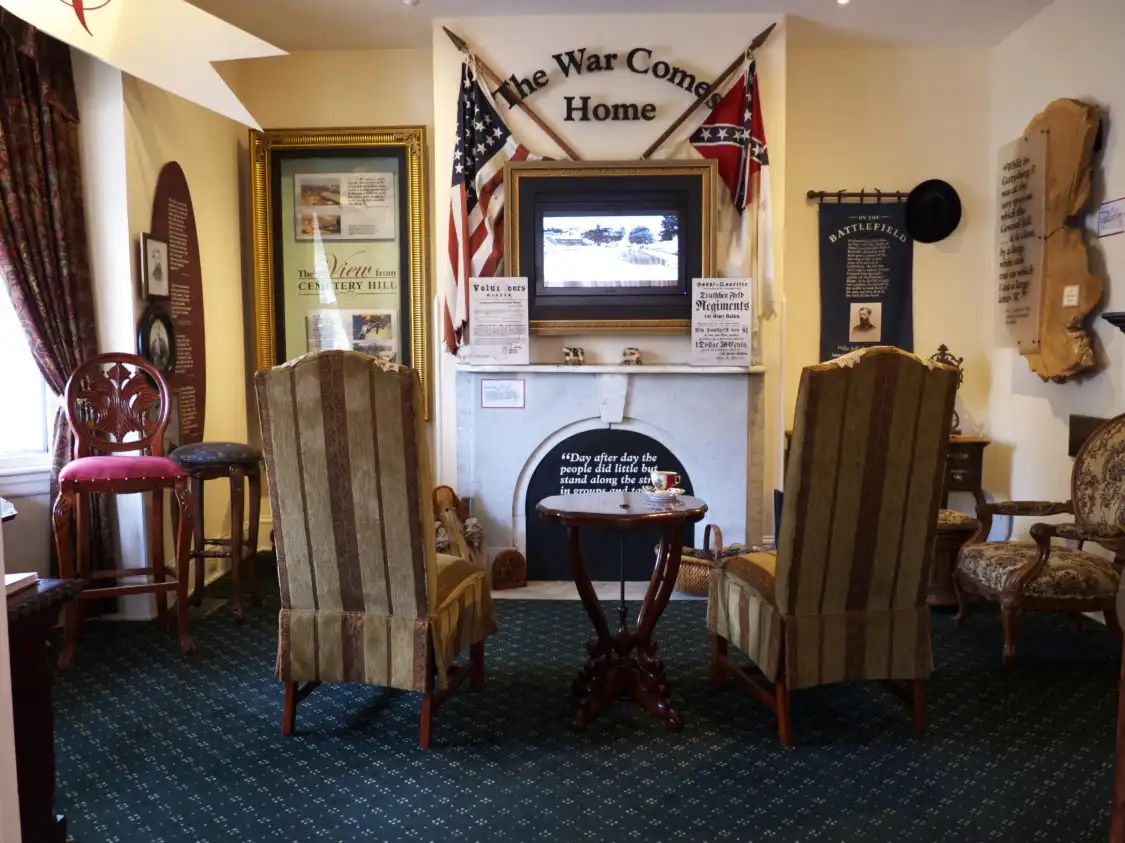 Hotels near Rupp House