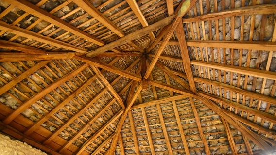 English Heritage - Longthorpe Tower