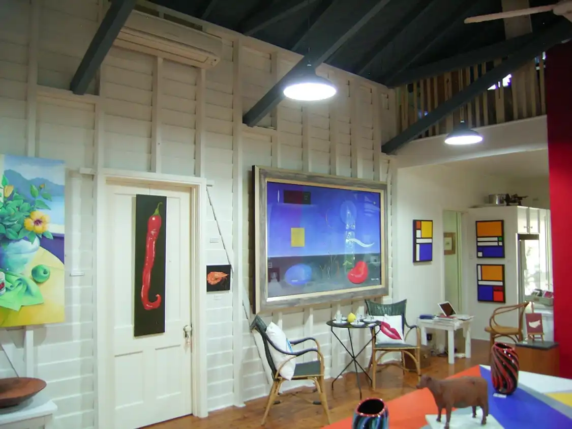 Hotels near Studio 49 Artisan Gallery