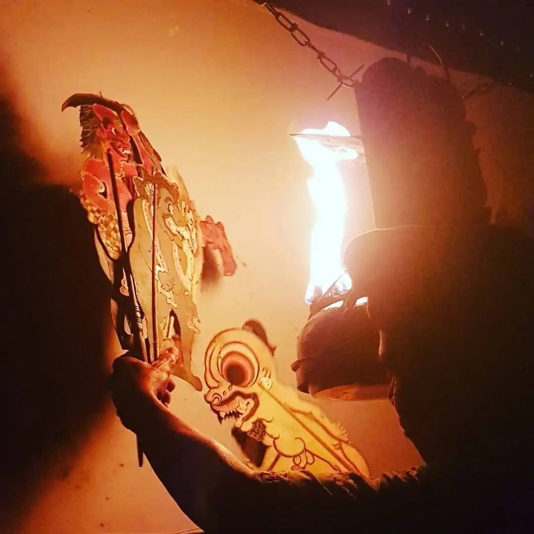 Hotels near Oka Kartini Shadow Puppet Performance and Bungalow