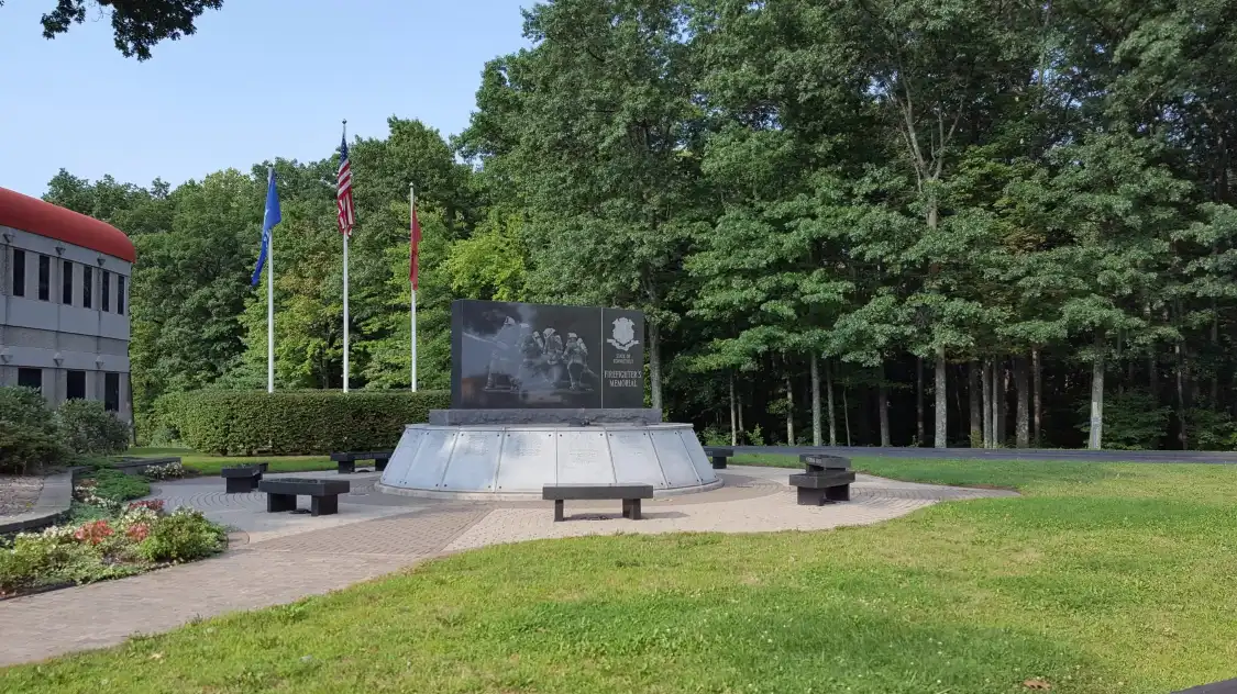 Hotels in der Nähe von Connecticut Fallen Firefighters Memorial