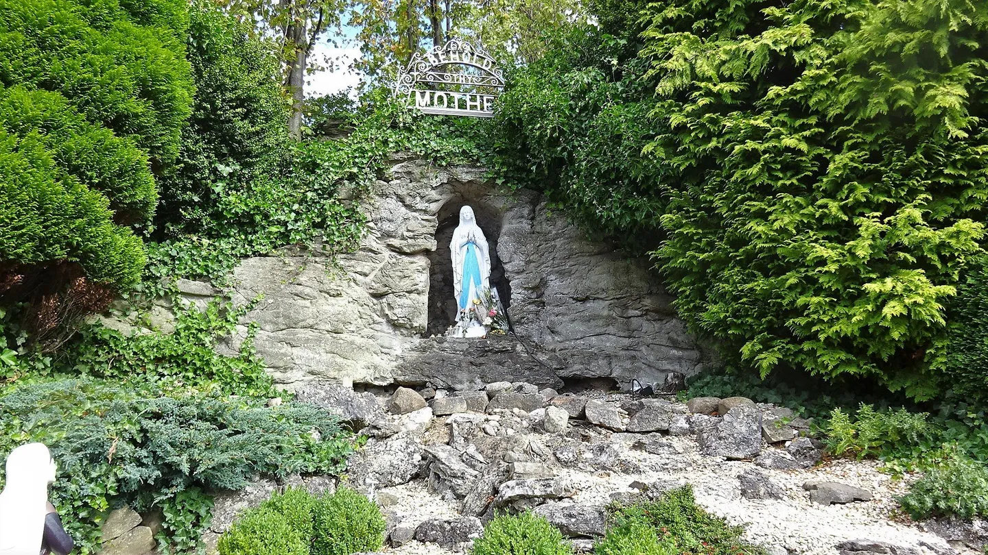 1_National Shrine of Our Lady of Lourdes