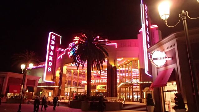 Regal Irvine Spectrum