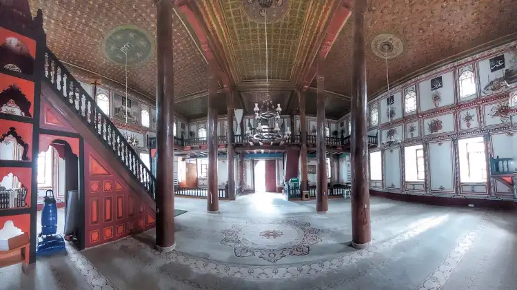 Hotels near Yazir Camii