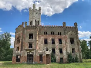 Cesky Rudolec - castle, inn and brewery