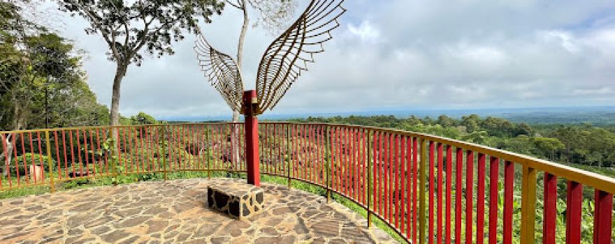 Wisata Alam Bukit Curahem Shorea Forest, Sukanegara, Gunungkencana