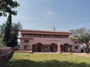 Shree Bapuji Bua Shree Kalikaai Devasthan - Kadape