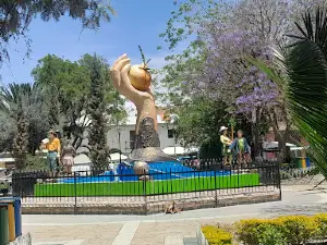 Parque Mariscal Santa Cruz