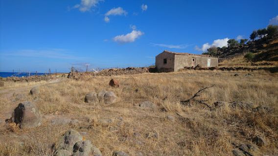 Hiking trail from Anaxos to Ampelia