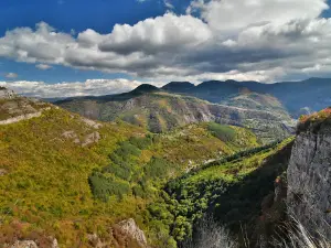 Waterfall Skaklya (Zasele)
