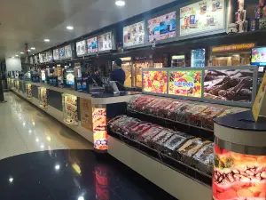 Cinépolis.