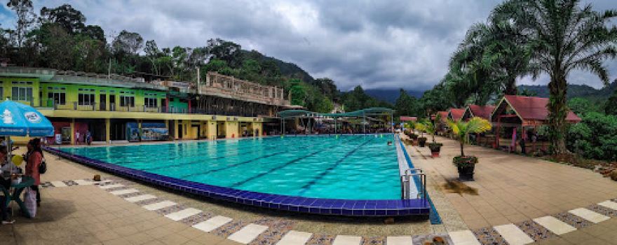 Kolam Renang ABG