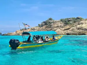 Rawa Island Beach