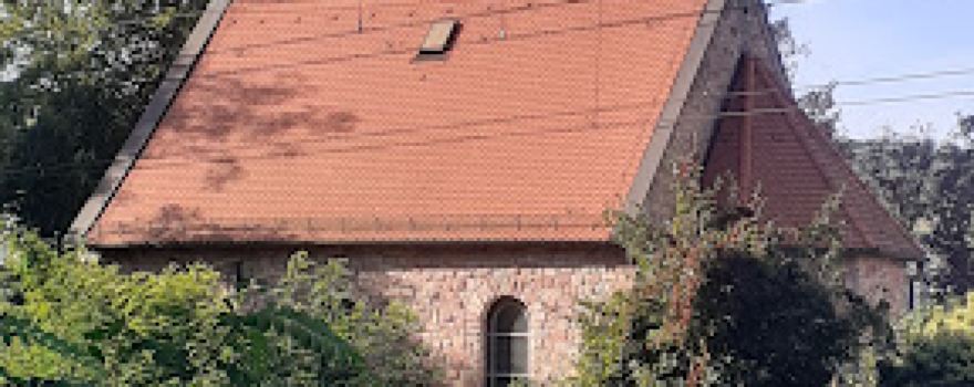 Petruskirche - Evangelisch-Lutherische Kirchengemeinde Laufach