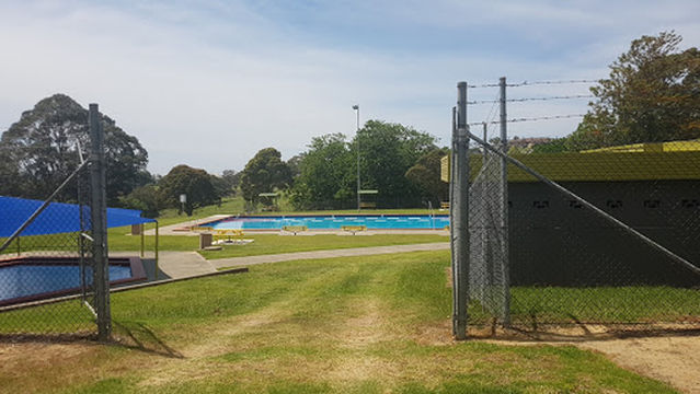 Milton Village Pool