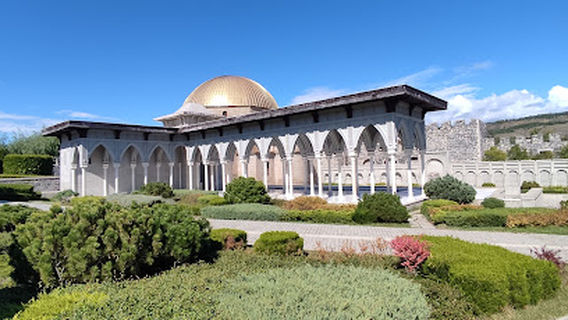 Sultan Ahmad Mosque
