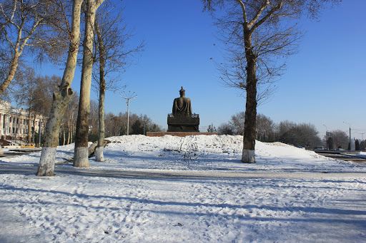 Amir Temur Monument