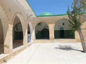 Şeyh Müslüm Türbesi