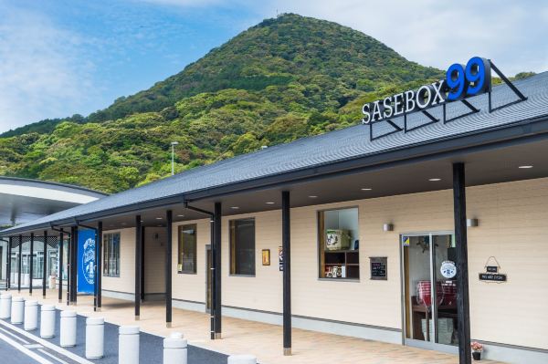 Roadside station Sasebox99