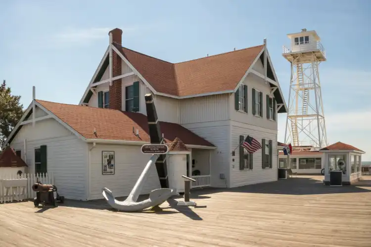 Hotels near Ocean City Life-Saving Museum