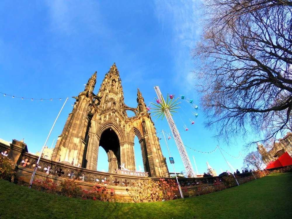 2_Scott Monument