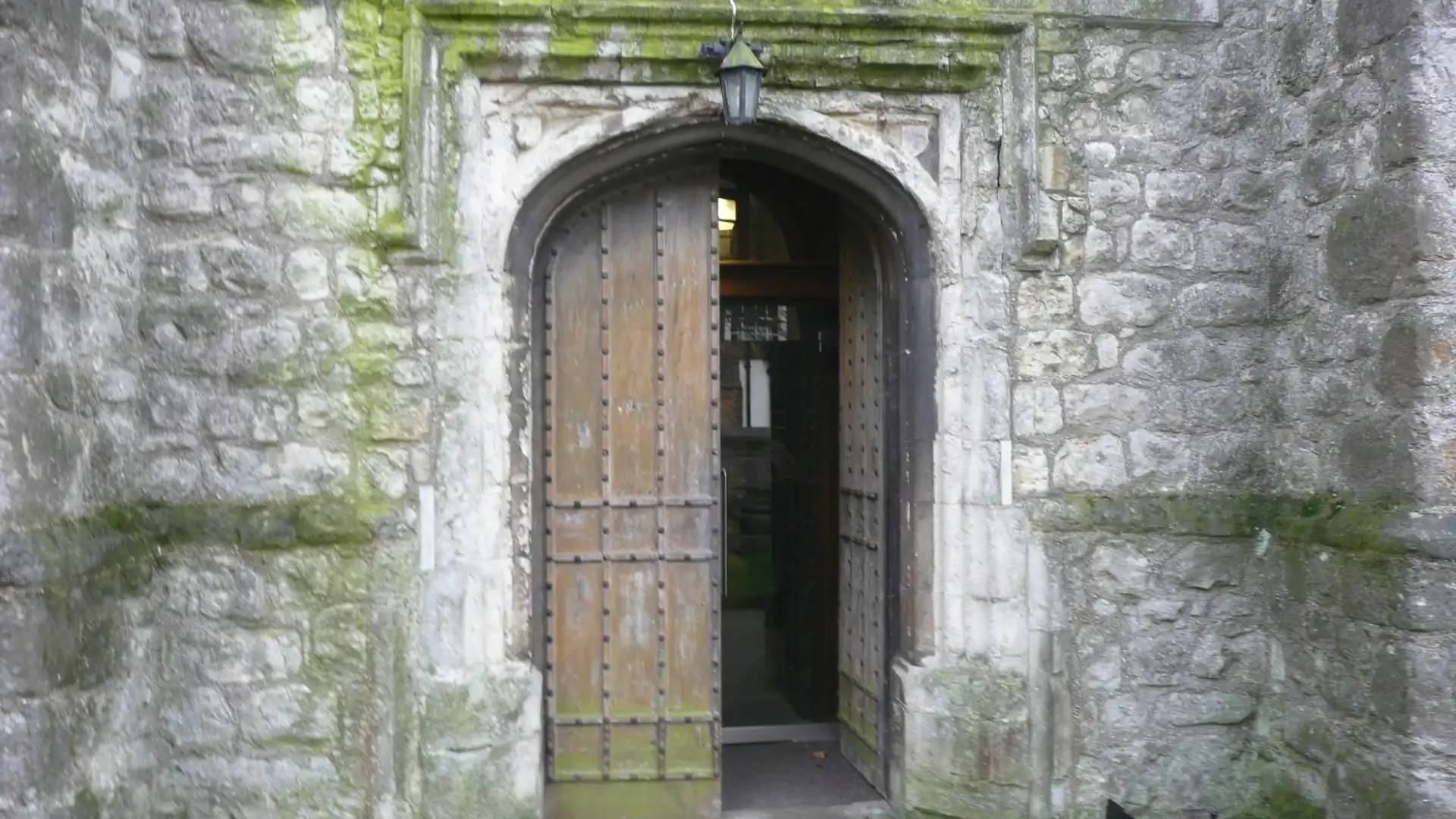 鄰近St Mary The Virgin Church的酒店