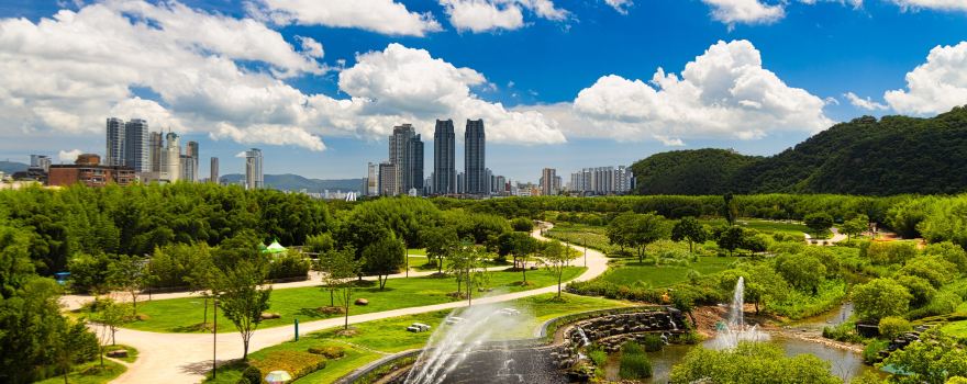 Taehwagang National Garden