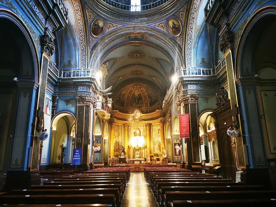 Iglesia Arciprestal de San Pedro Apostol附近的飯店