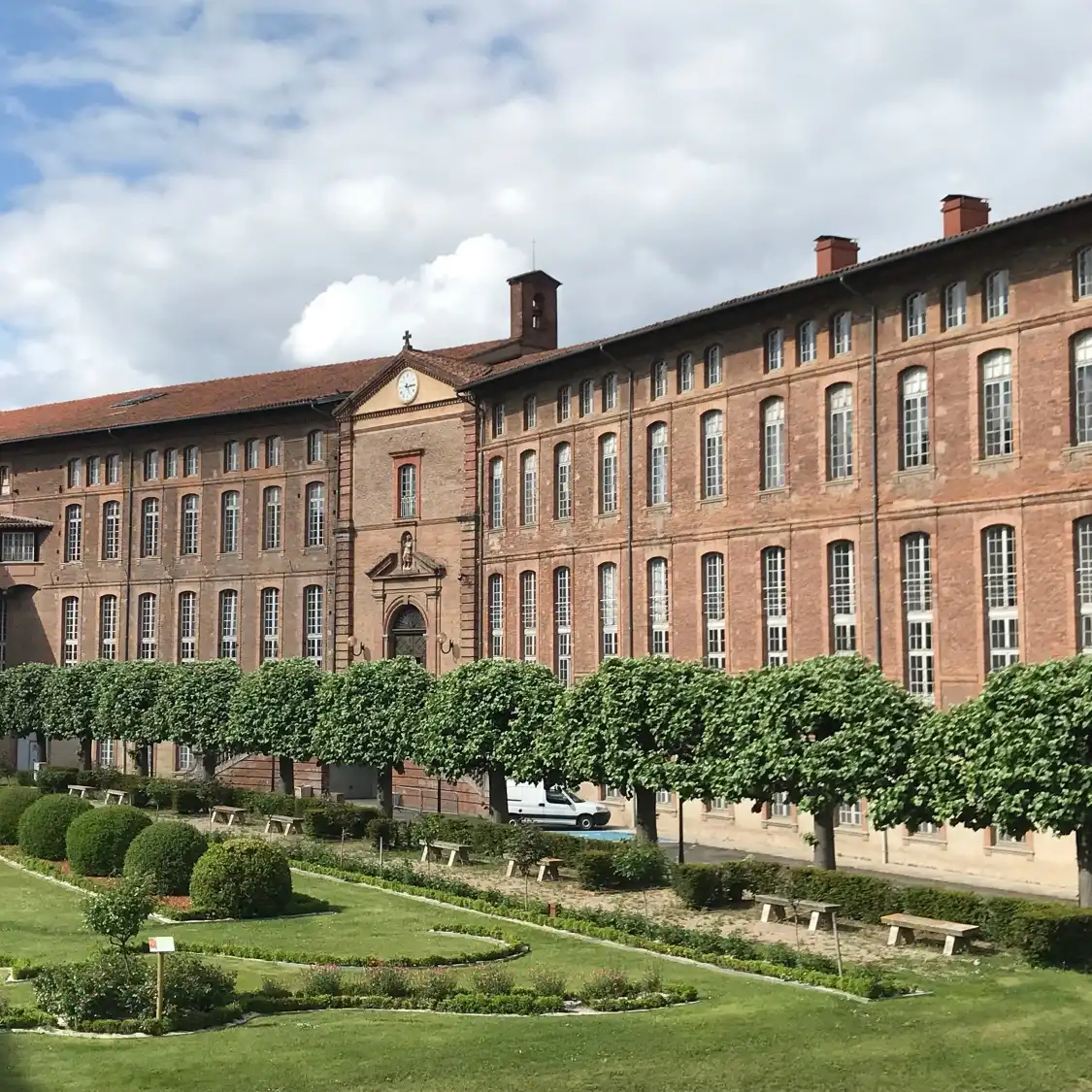 Các khách sạn gần Musee d'Histoire de la Medecine
