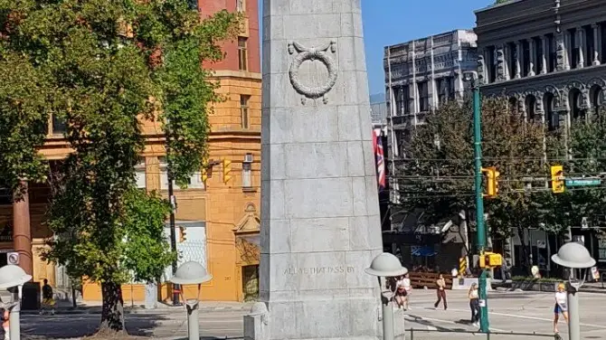 3_Victory Square