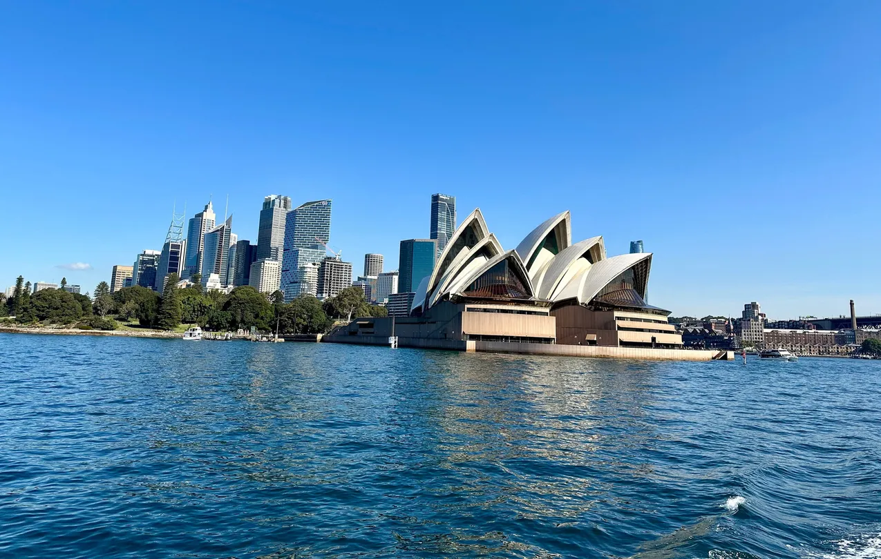 1_Go Whale Watching Sydney