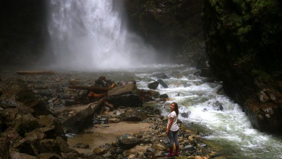 Palovit Waterfall