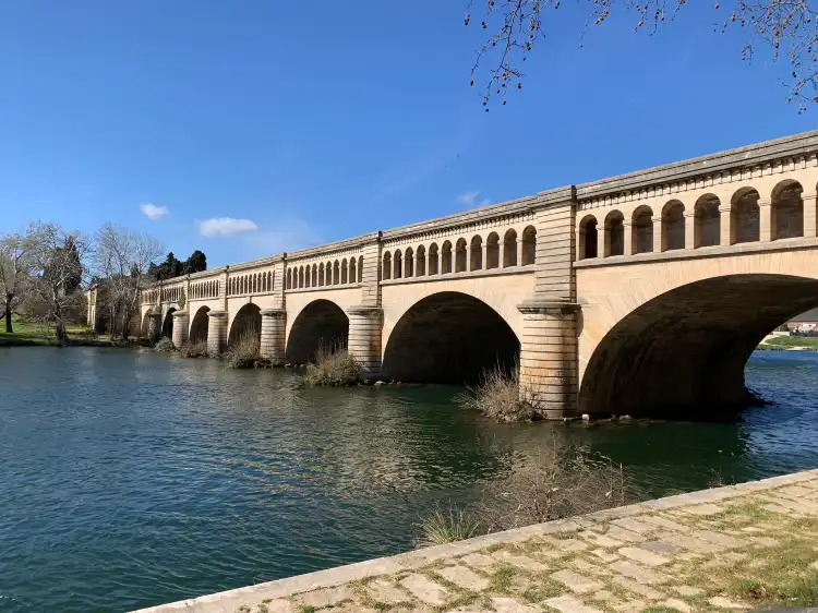 Hotels near Pont-canal de l'Orb
