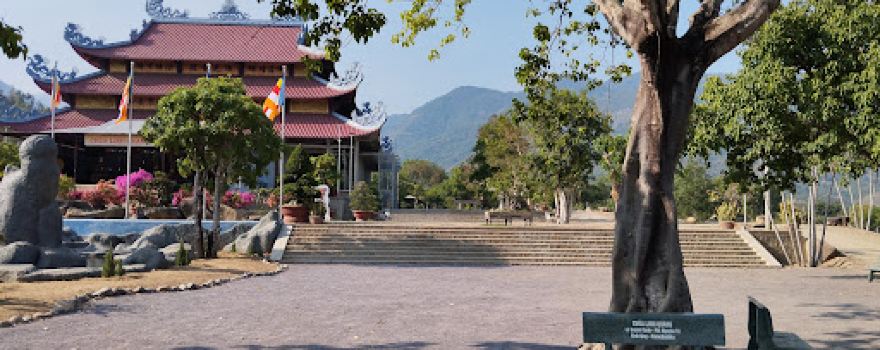 Linh Quang Pagoda