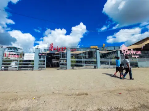 Quiver Lounge - Kitengela