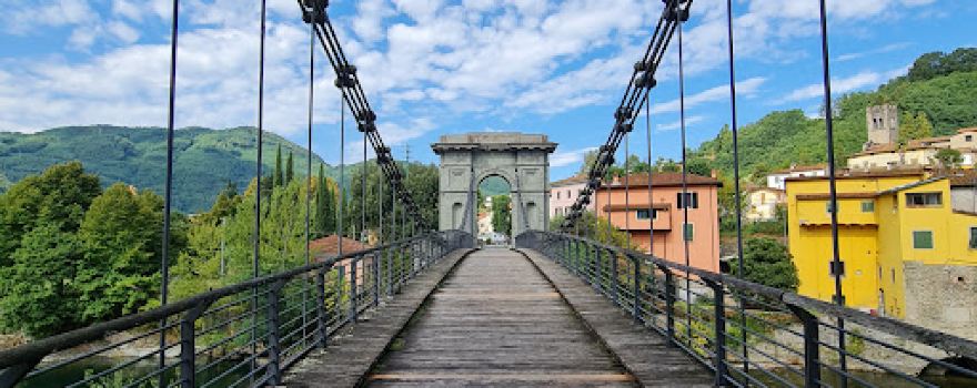 Ponte della Catena suspension bridge