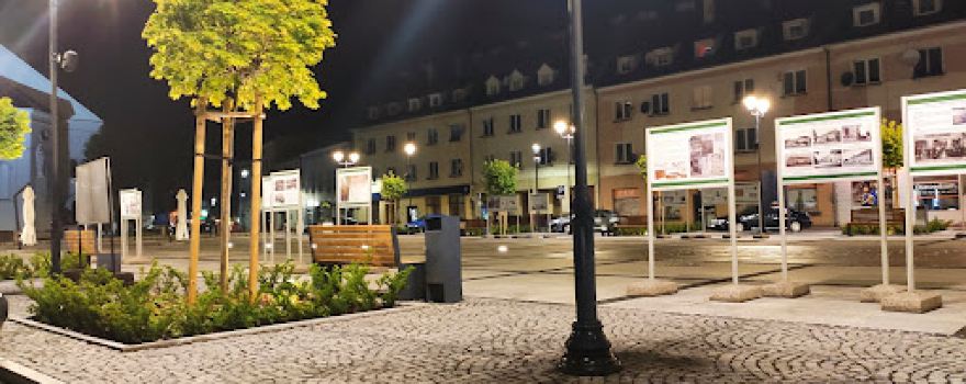 Rynek w Dobrodzieniu