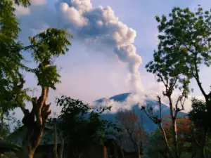 Gunung Api - Ile Ape